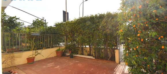 3-salle Maison à Viareggio, Italy No. 90483 10