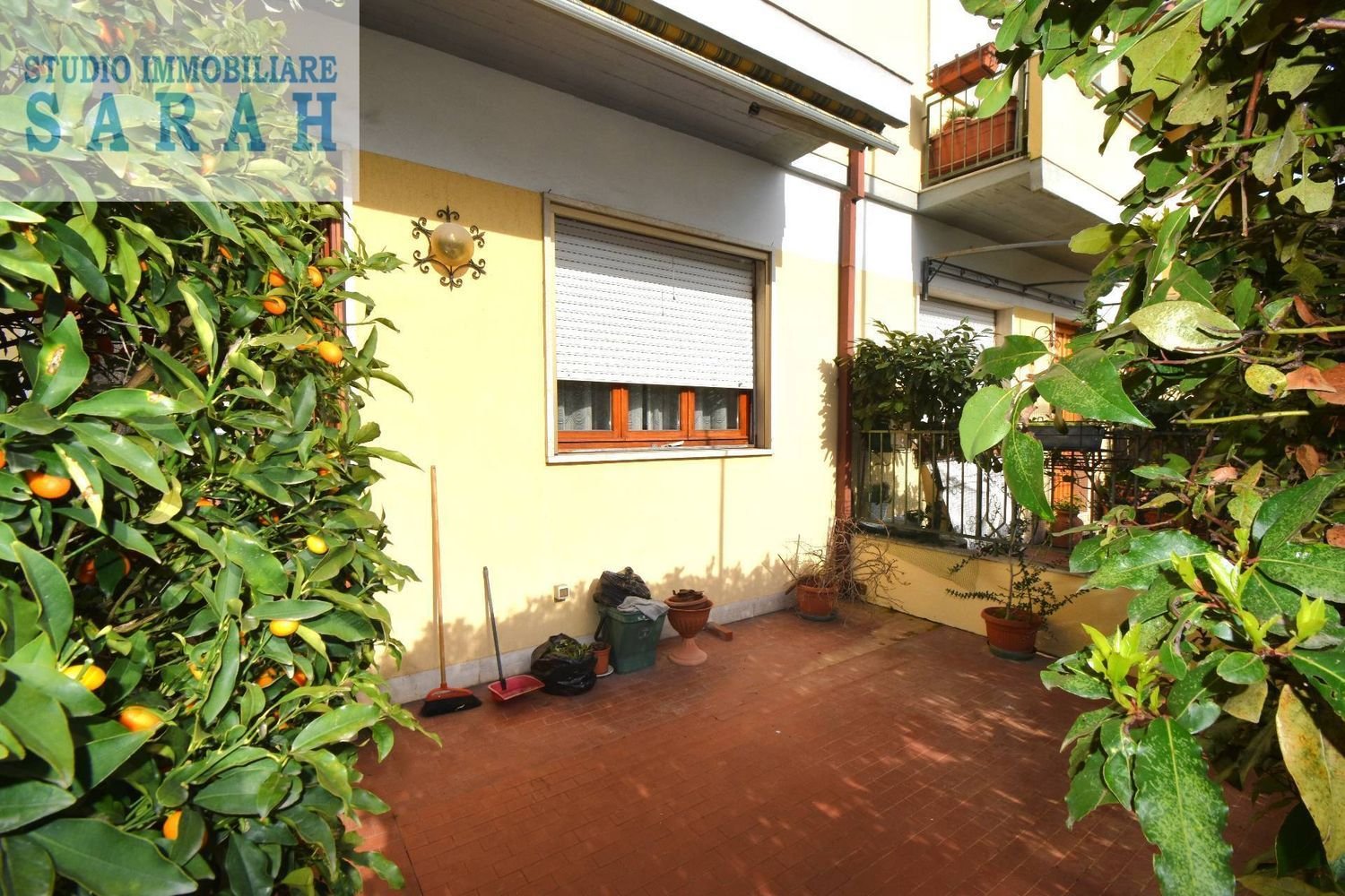 3-salle Maison à Viareggio, Italy No. 90483