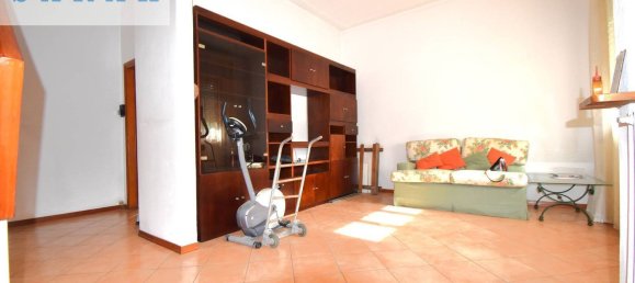 3-salle Maison à Viareggio, Italy No. 90483 9