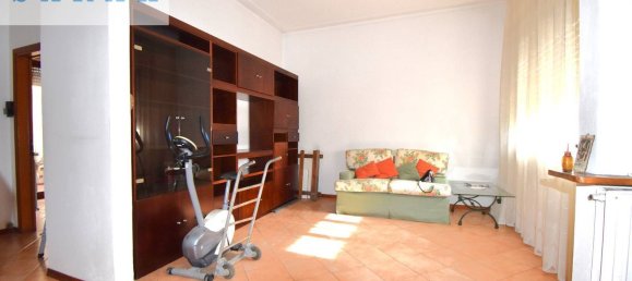 3-salle Maison à Viareggio, Italy No. 90483 6