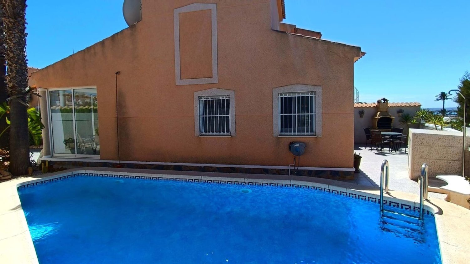 Вилла с 3 спальнями в Сьюдад Кесада, Испания № 223888