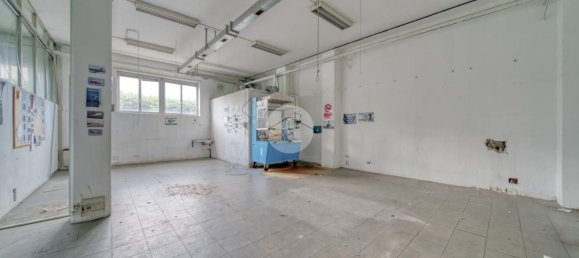 4100m² Warehouse in Rivoli, Italy No. 140985 8