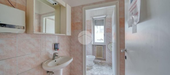 4100m² Warehouse in Rivoli, Italy No. 140985 12