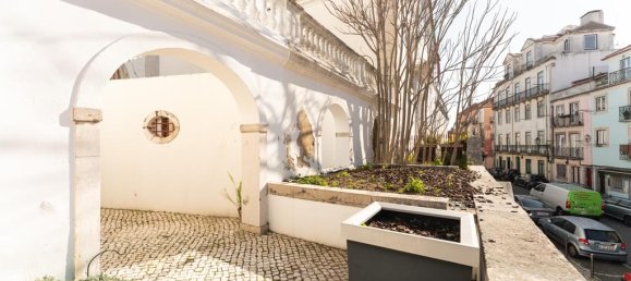 1 bedroom Apartment in Lisbon, Portugal No. 97983 37