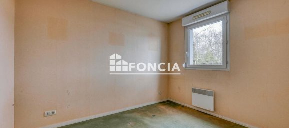 2 bedrooms Apartment in Cenon, France No. 343845 7