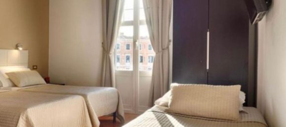 150m² Building in Logrono, Spain No. 93334 2