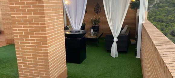 2 bedrooms Penthouse in Alicante, Spain No. 136199 5