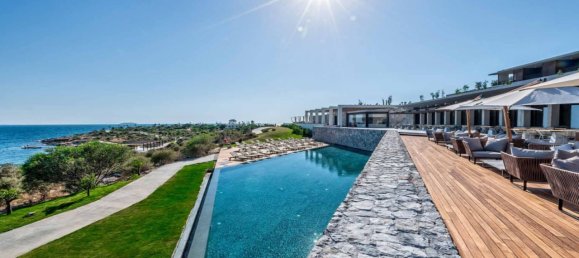 Villa de 6+2 en Milas, Turkey No. 4647 9