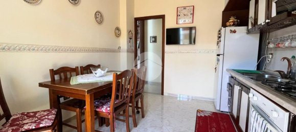 3 Schlafzimmer Wohnung in Giugliano in Campania, Italy, Nr. 358703 6