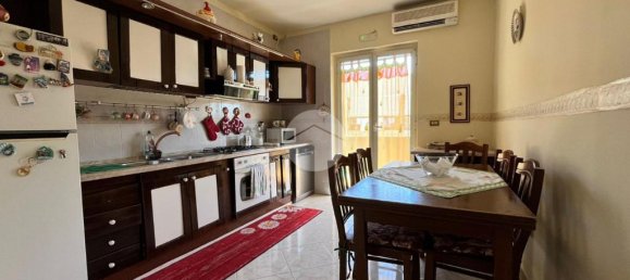 3 Schlafzimmer Wohnung in Giugliano in Campania, Italy, Nr. 358703 5