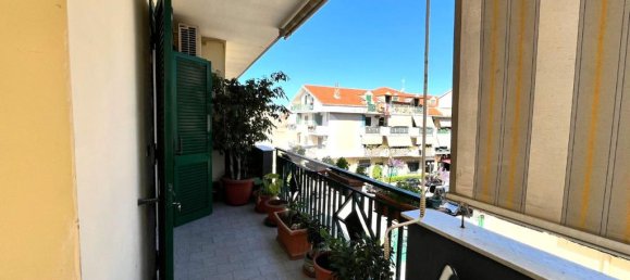 3 Schlafzimmer Wohnung in Giugliano in Campania, Italy, Nr. 358703 14