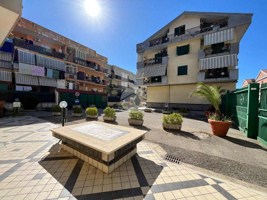 3 Schlafzimmer Wohnung in Giugliano in Campania, Italy, Nr. 358703