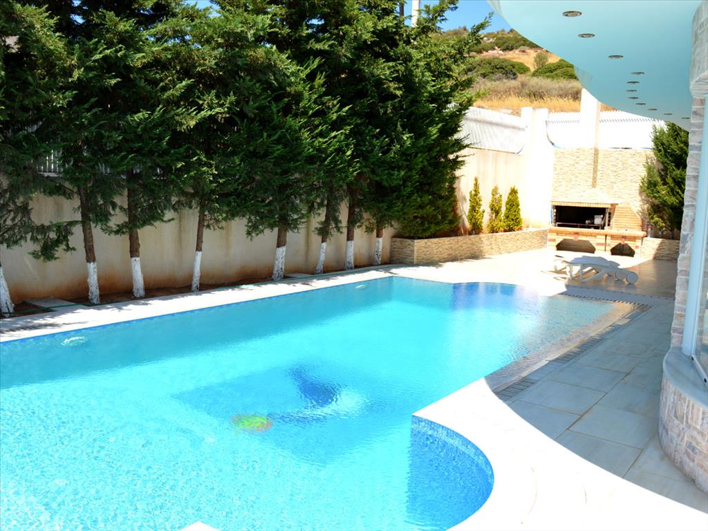 7 bedrooms Villa in Kalyvia Thorikou, Greece No. 6985