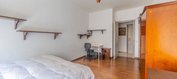 4 bedrooms Apartment in Rome, Italy No. 341100 22