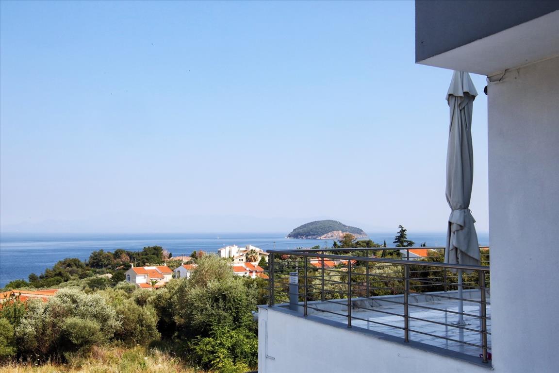 6 bedrooms Villa in Kavala, Greece No. 4354