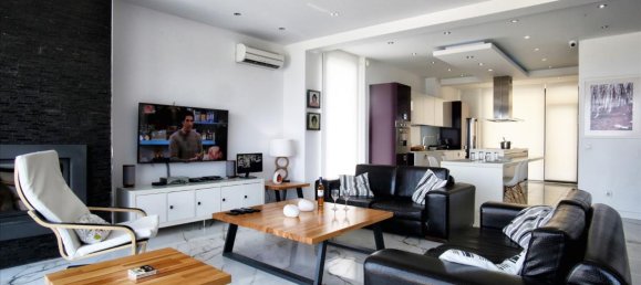 6 bedrooms Villa in Kavala, Greece No. 4354 10