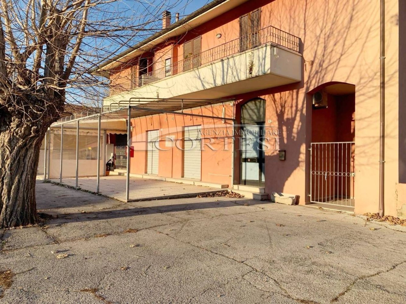 2 rooms Commercial property in Fano, Italy No. 178876