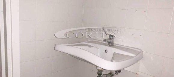 2 rooms Commercial property in Fano, Italy No. 178876 12
