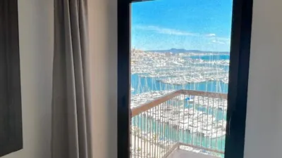 Apartamento de 2 dormitorios en Palma de Mallorca, Spain No. 172147