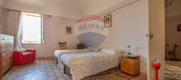 8-Zimmer Haus in Casoli, Italy, Nr. 15078 31