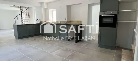 3 Schlafzimmer Haus in Chatellerault, France, Nr. 351080 8