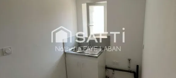 3 Schlafzimmer Haus in Chatellerault, France, Nr. 351080 10