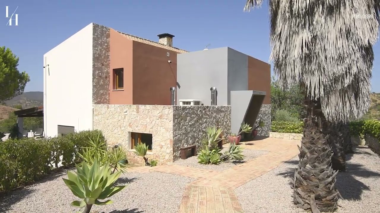 4 bedrooms House in Santa Catarina da Fonte do Bispo, Portugal No. 209583