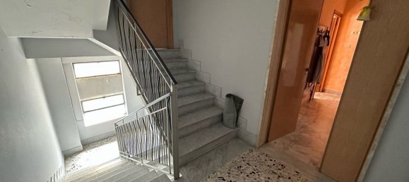 4 rooms Apartment in Campobasso, Italy No. 271214 3