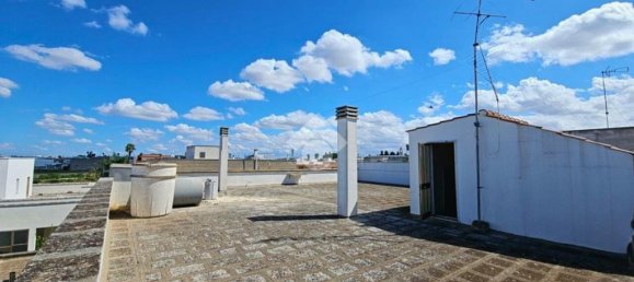 3 bedrooms House in Leverano, Italy No. 300016 31