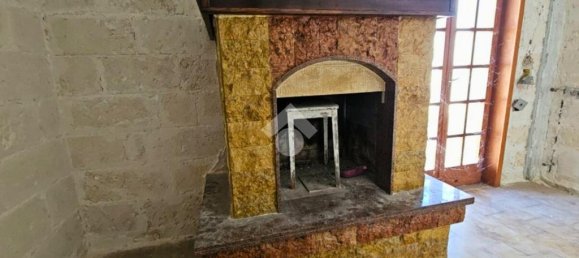 3 bedrooms House in Leverano, Italy No. 300016 10