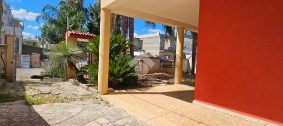 3 bedrooms House in Leverano, Italy No. 300016 36