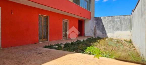 3 bedrooms House in Leverano, Italy No. 300016 5