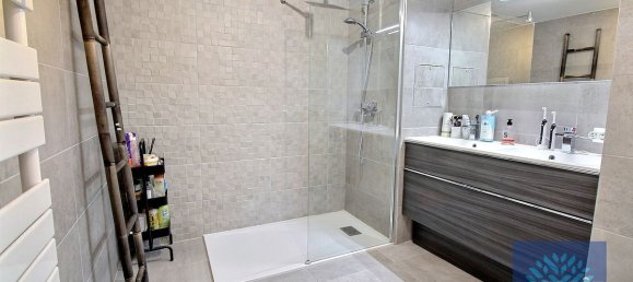 3 Schlafzimmer Wohnung in Puteaux, France, Nr. 145413 7