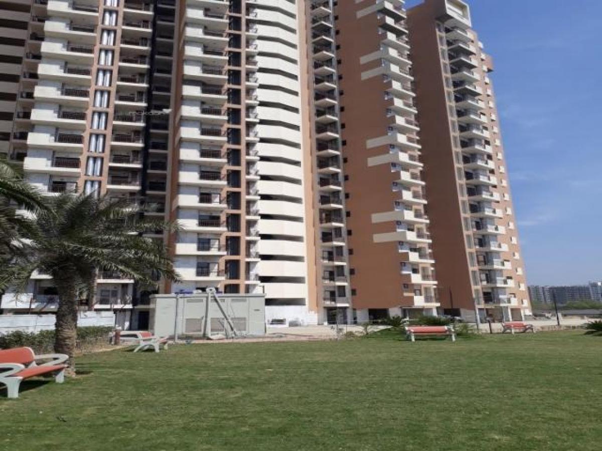 2 bedrooms House in Ghaziabad, India No. 23136