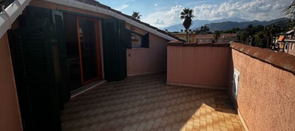2 rooms Apartment in Bordighera, Italy No. 154971 2