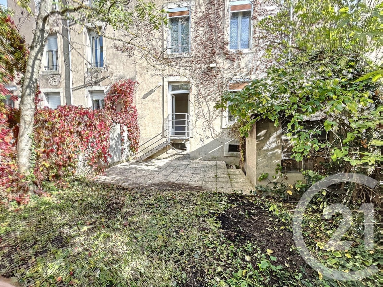 1 chambre Bâtiment à Nancy, France No. 93042