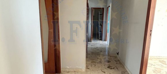 5 rooms Apartment in Catania, Italy No. 45628 15