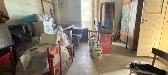 5 rooms Apartment in Catania, Italy No. 45628 7