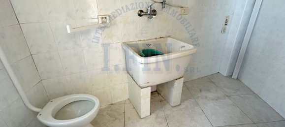 5 rooms Apartment in Catania, Italy No. 45628 2