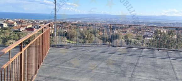 5 rooms Apartment in Catania, Italy No. 45628 8