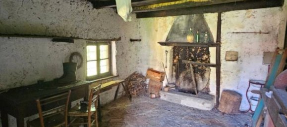 3 bedrooms House in Esino Lario, Italy No. 269499 14