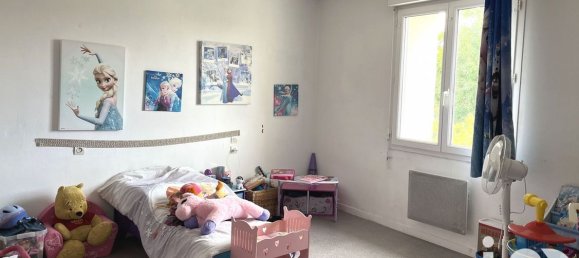 3 Schlafzimmer Haus in Vienne, France, Nr. 319854 13