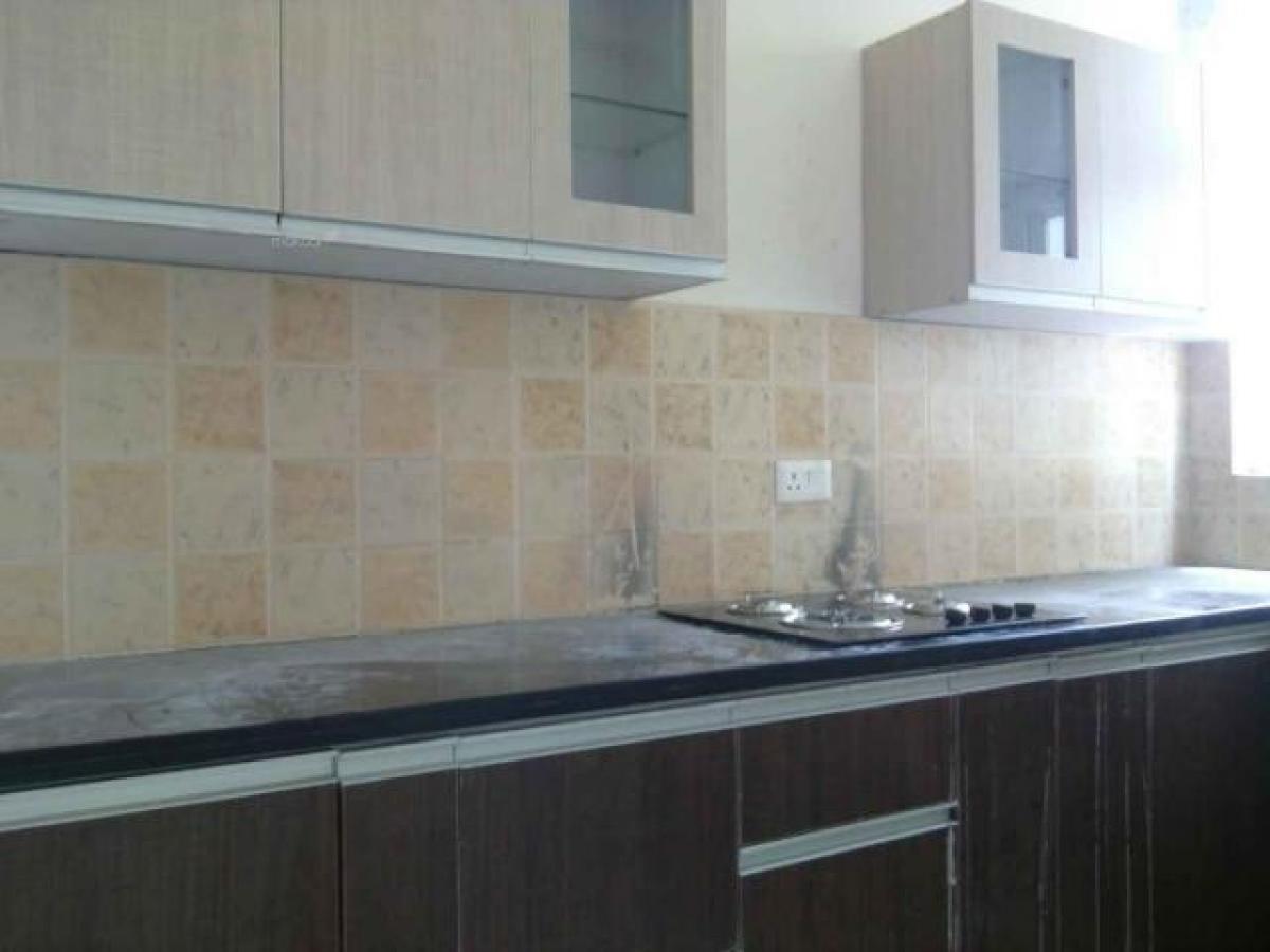 4 bedrooms House in Faridabad, India No. 20770