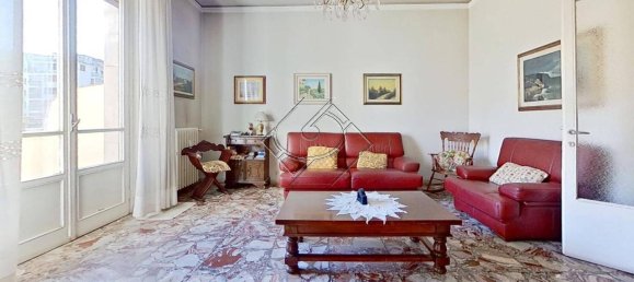 6غرفة شقة في Florence, Italy رقم 140015 12