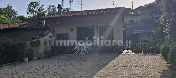 Villa de 2 dormitorios en Cave, Italy No. 339142 16