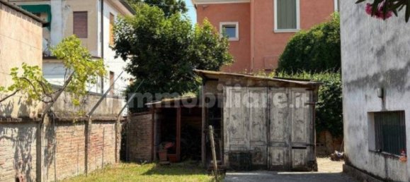 5 bedrooms Villa in Legnago, Italy No. 363941 13