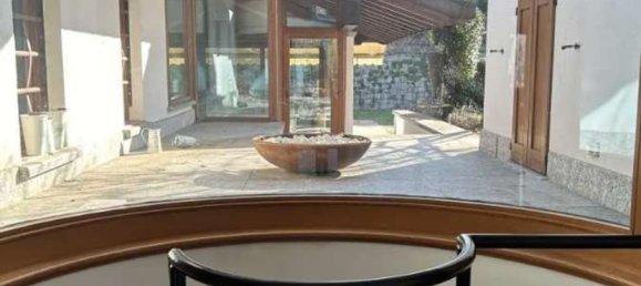 6-Zimmer Villa in Erba, Italy, Nr. 2842 4