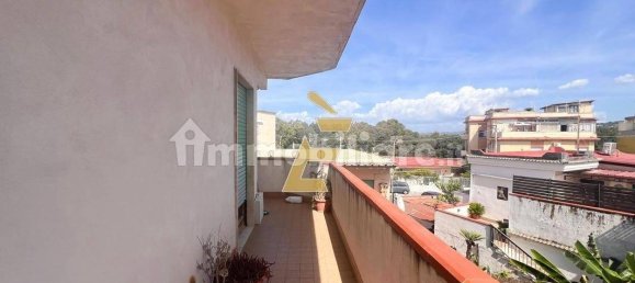 Apartamento T2 em Pozzuoli, Italy N.º 345927 8