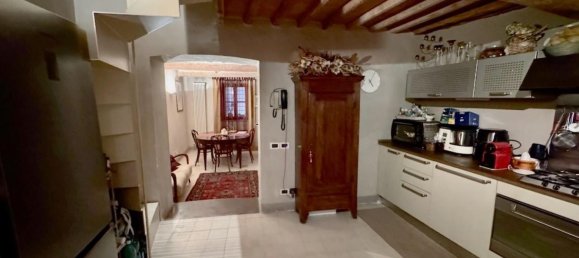 5 rooms House in Calci, Italy No. 45606 9