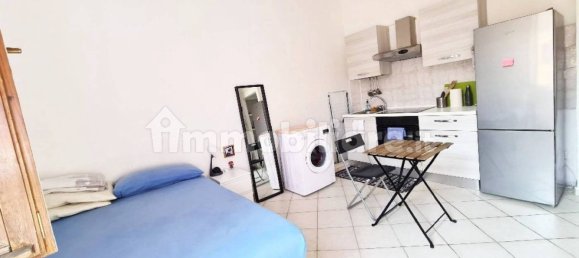 1 bedroom Apartment in Milan, Italy No. 354110 2